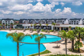 507 The Blyde Crystal Clear Lagoon 2 Bedroom Apartment